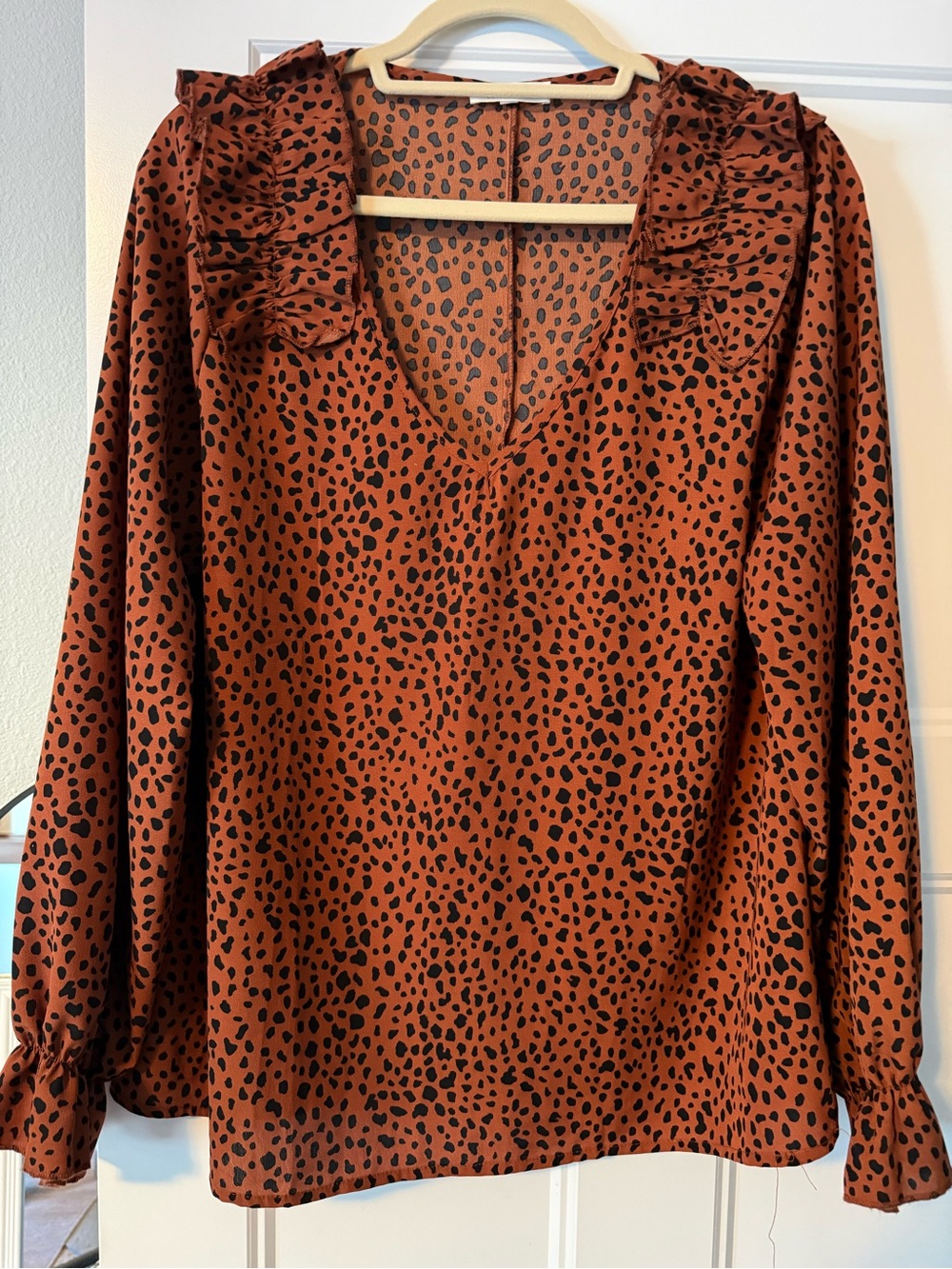 Ruffled V-Neck Long Sleeve Top in Rust leopard spot